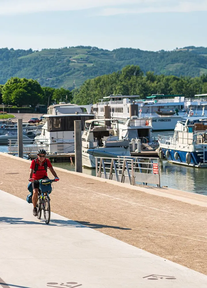 Family cycling around Condrieu and the Rhodanian Pilat