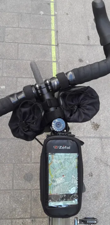 support-smartphone-velo.jpg