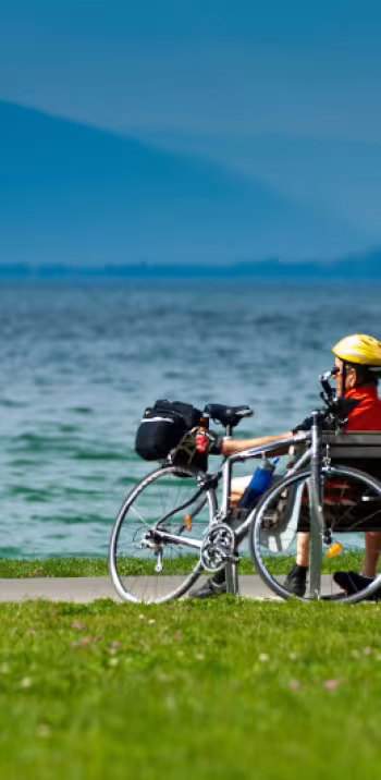 Pause vélo sur les rives du lac du Bourget (73) 