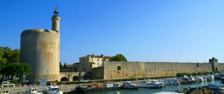 Aigues-Mortes et ses remparts