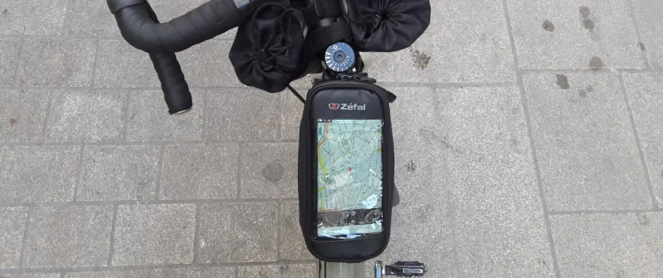 support-smartphone-velo.jpg