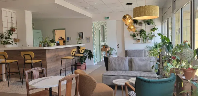 Sweet Home Hotel