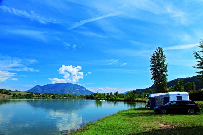 Campsite Le Lac du Lit du Roi photo 2